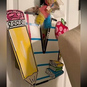 Teacher Door Hanger - V